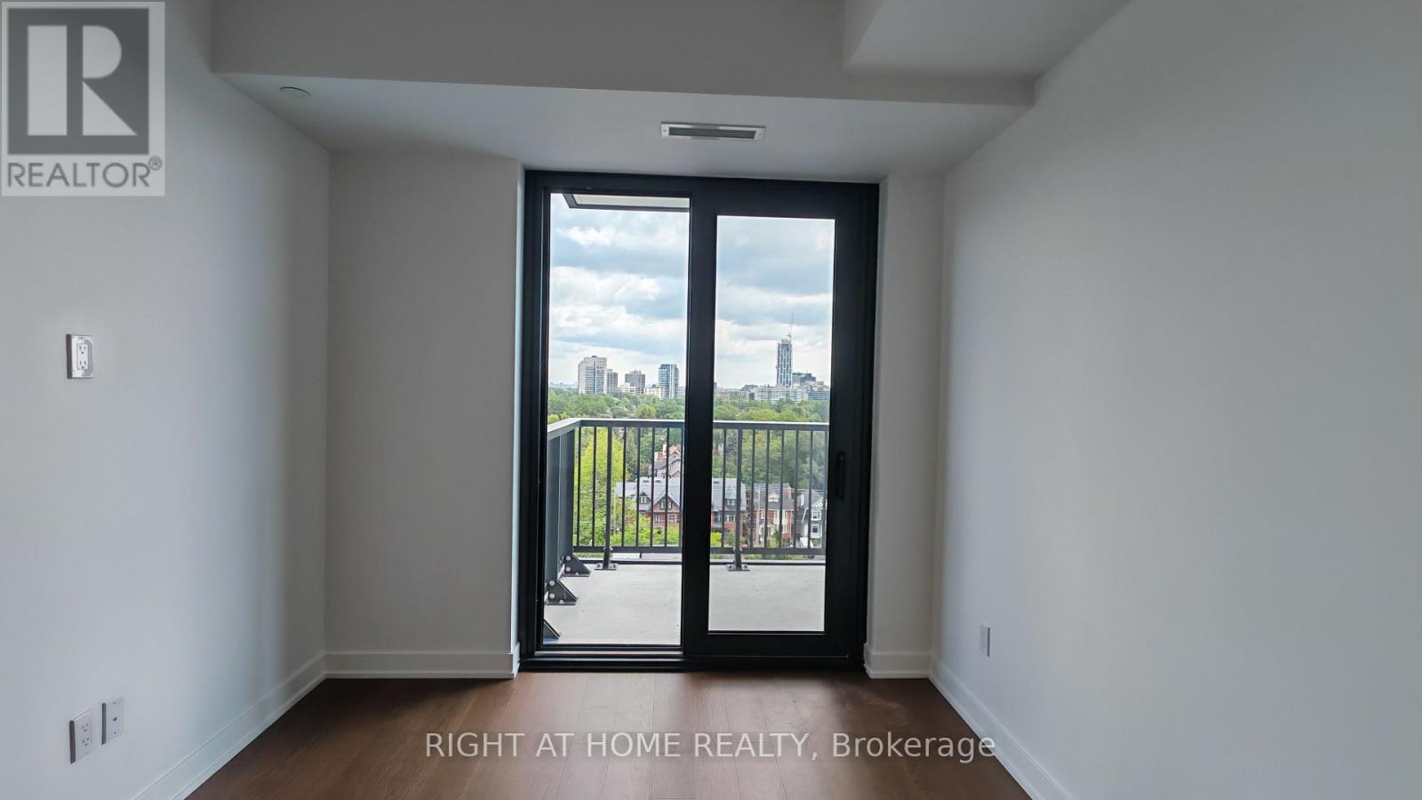 1719 - 89 Montclair Avenue, Toronto, Ontario  M5P 0A9 - Photo 8 - C13698854