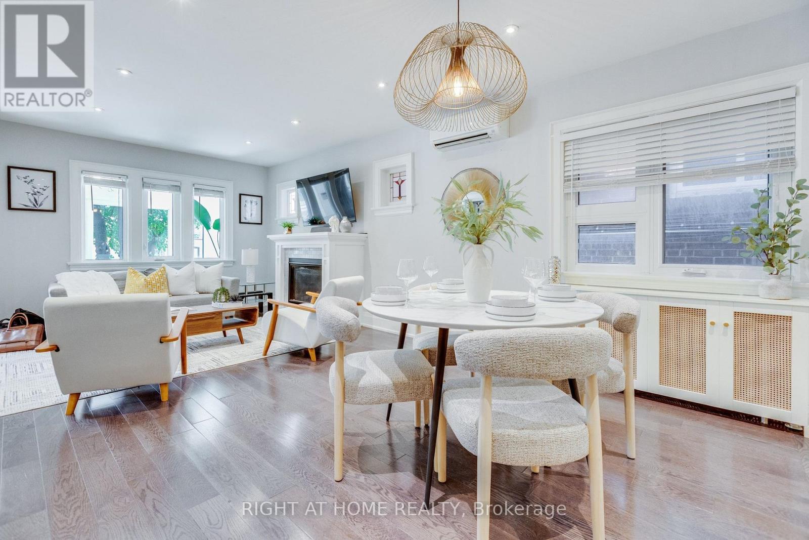 386 Winona Drive, Toronto, Ontario  M6C 3T5 - Photo 10 - C13698878