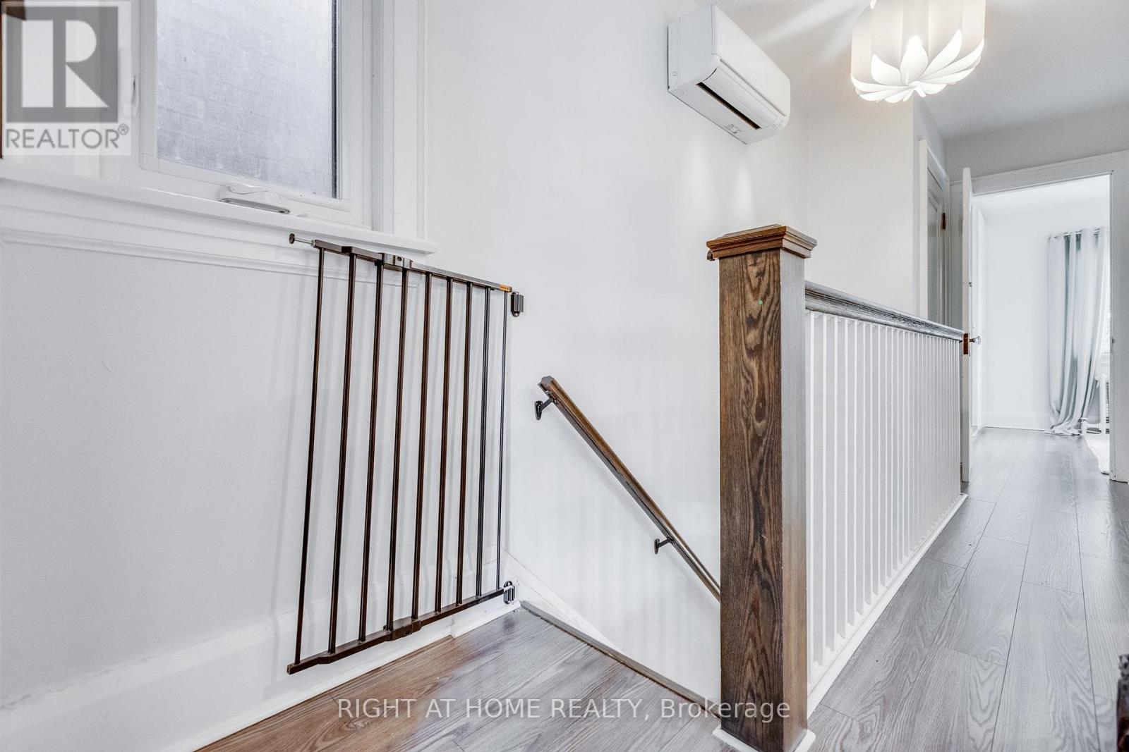 386 Winona Drive, Toronto, Ontario  M6C 3T5 - Photo 17 - C13698878