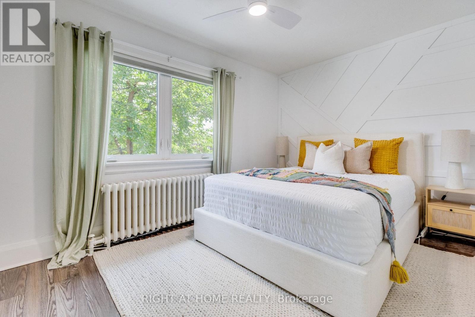 386 Winona Drive, Toronto, Ontario  M6C 3T5 - Photo 18 - C13698878
