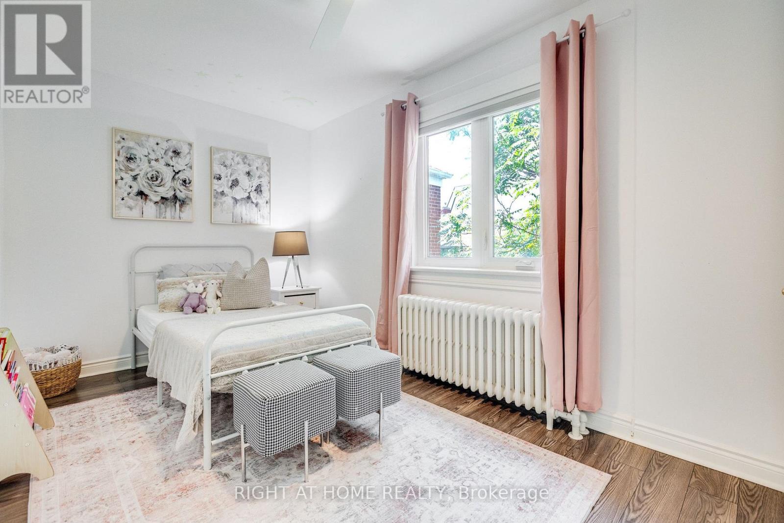 386 Winona Drive, Toronto, Ontario  M6C 3T5 - Photo 23 - C13698878