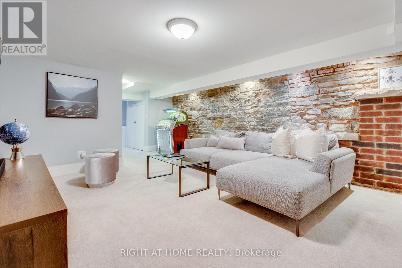386 Winona Drive, Toronto, Ontario  M6C 3T5 - Photo 29 - C13698878