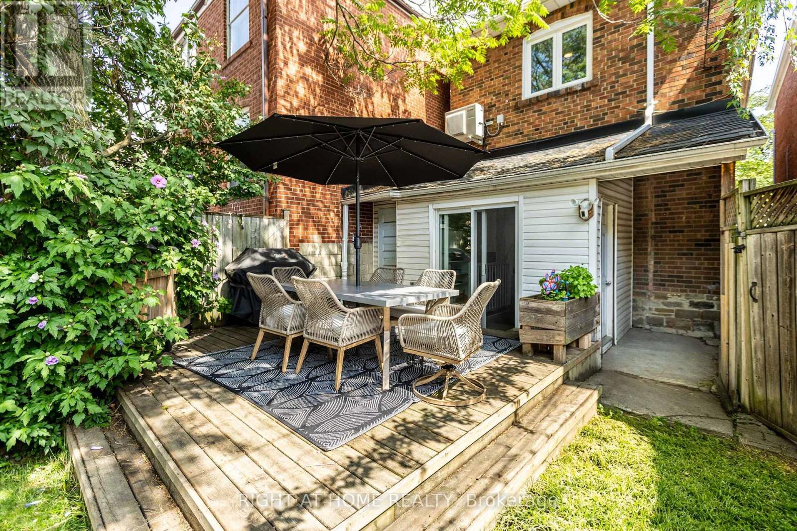 386 Winona Drive, Toronto, Ontario  M6C 3T5 - Photo 35 - C13698878