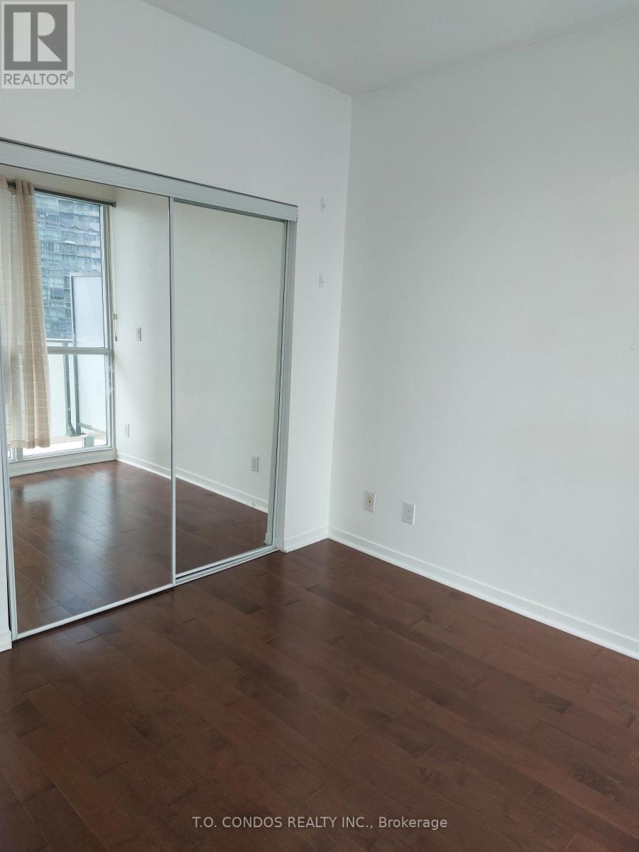 3010 - 55 Bremner Boulevard, Toronto, Ontario  M5J 0A6 - Photo 4 - C13698880