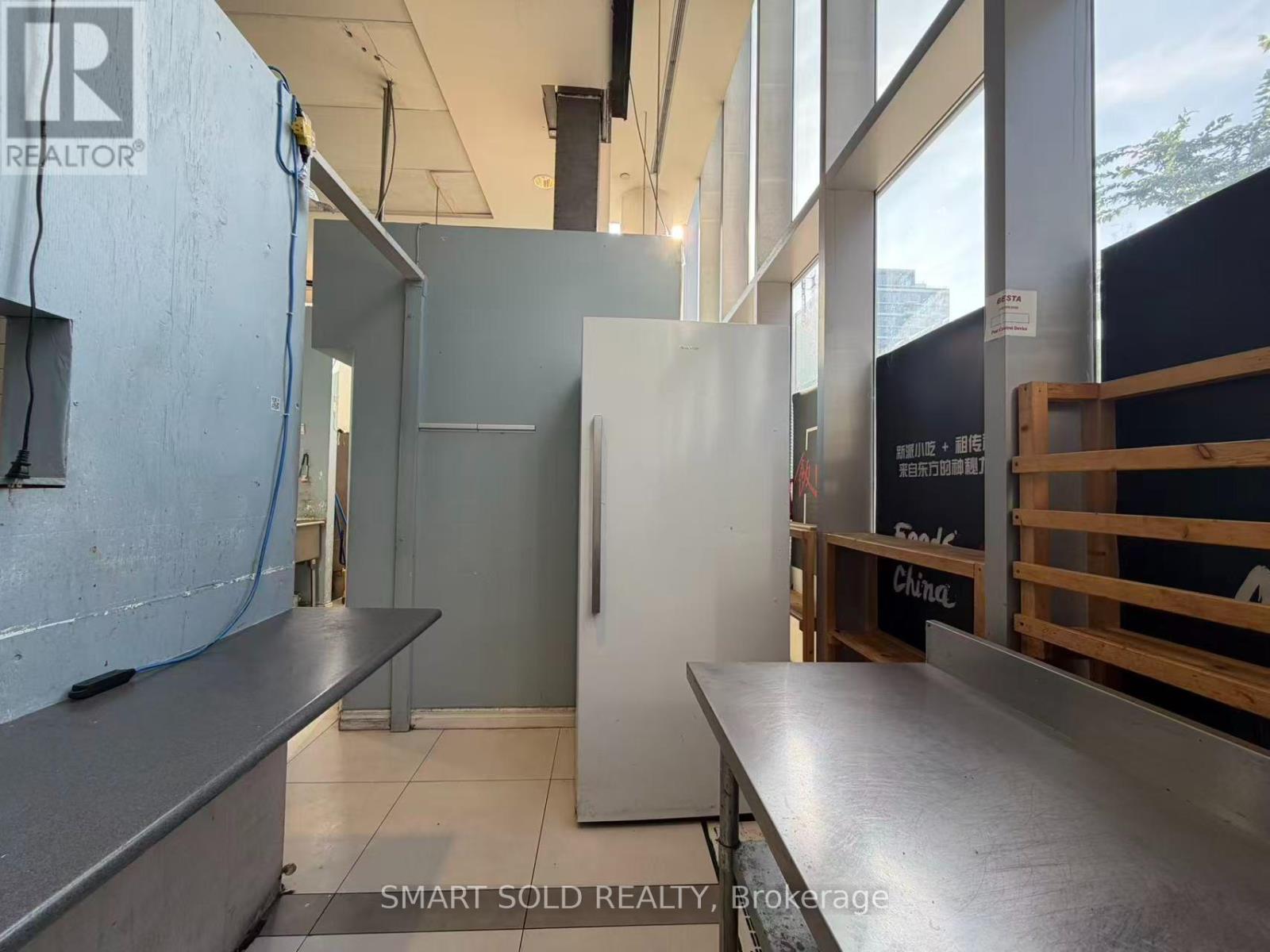 139 - 4750 Yonge Street, Toronto, Ontario  M2N 5M6 - Photo 10 - C13698882
