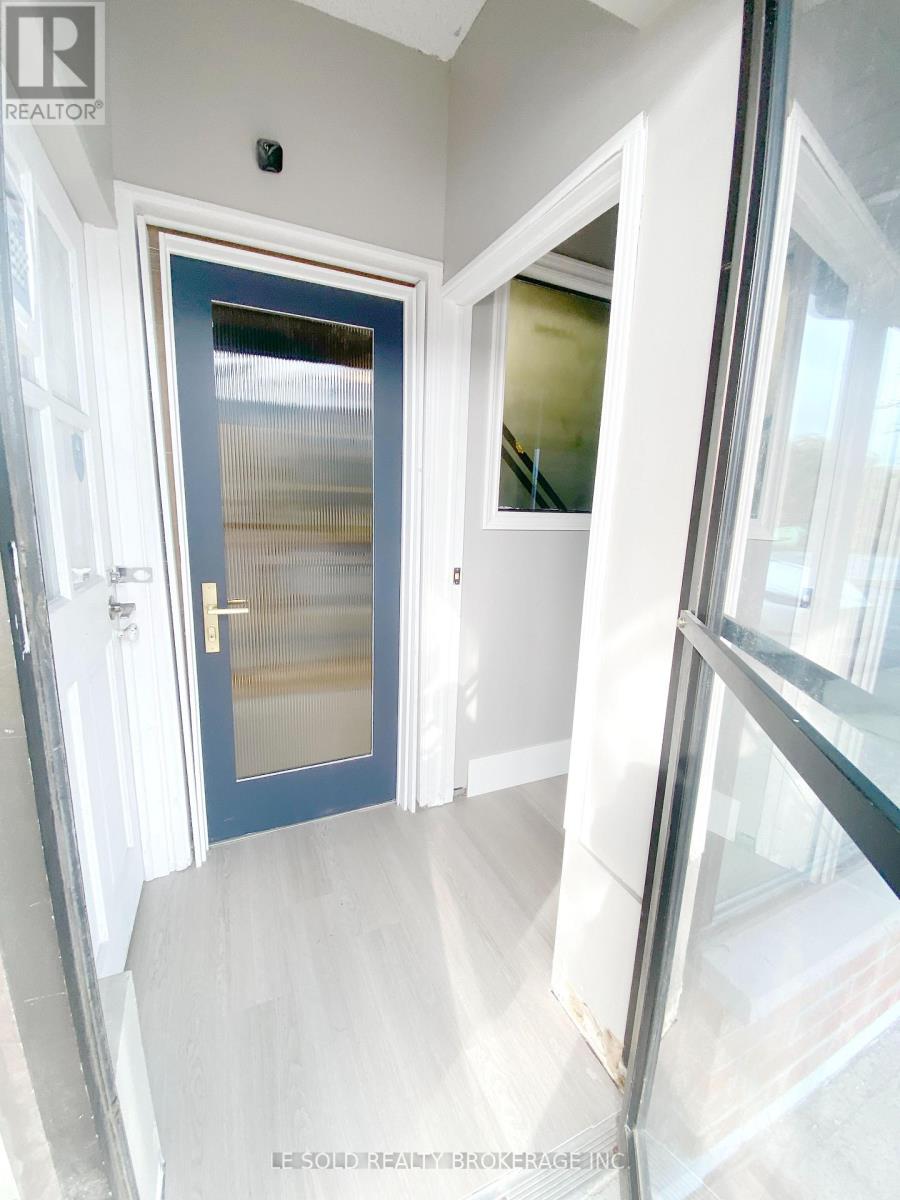 4 (2nd Floor C ) - 117 Ringwood Drive, Whitchurch-Stouffville, Ontario  L4A 8C1 - Photo 2 - N13698856