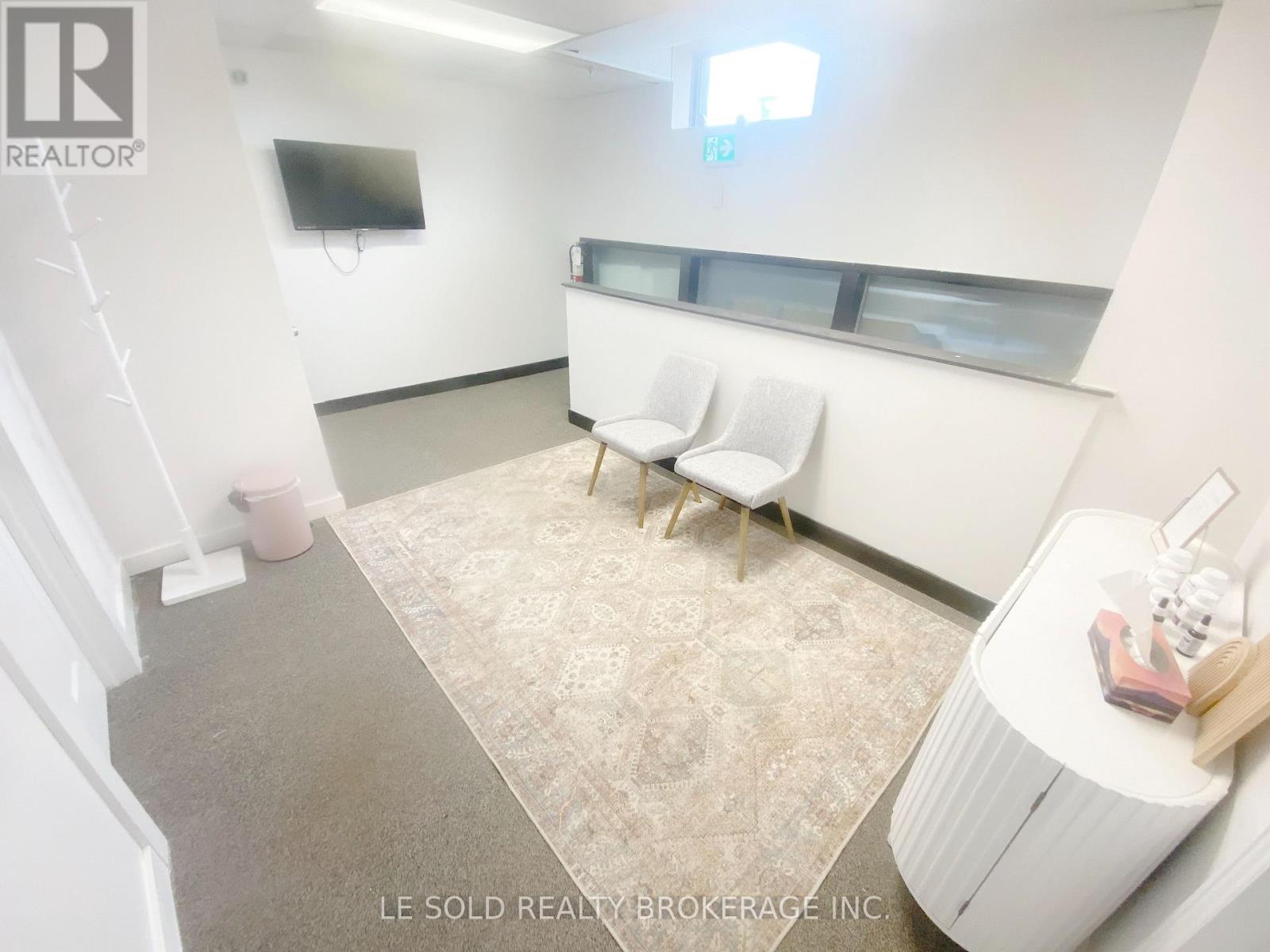 4 (2nd Floor C ) - 117 Ringwood Drive, Whitchurch-Stouffville, Ontario  L4A 8C1 - Photo 6 - N13698856