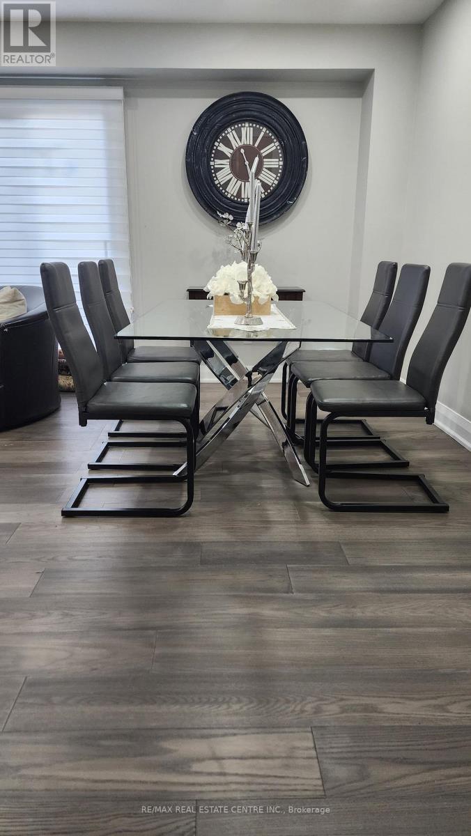 Main - 4079 Trapper Crescent, Mississauga, Ontario  L5L 3A7 - Photo 10 - W13698846