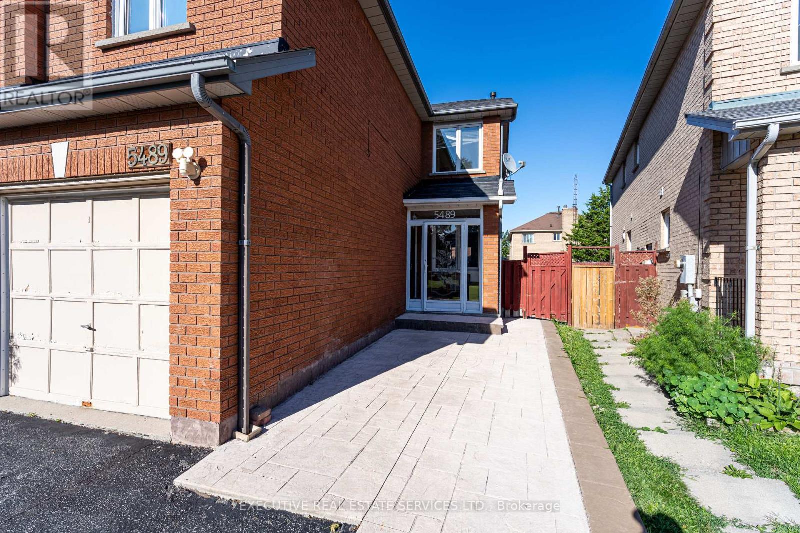 5489 Cosmic Crescent, Mississauga, Ontario  L4Z 3R8 - Photo 14 - W13698858