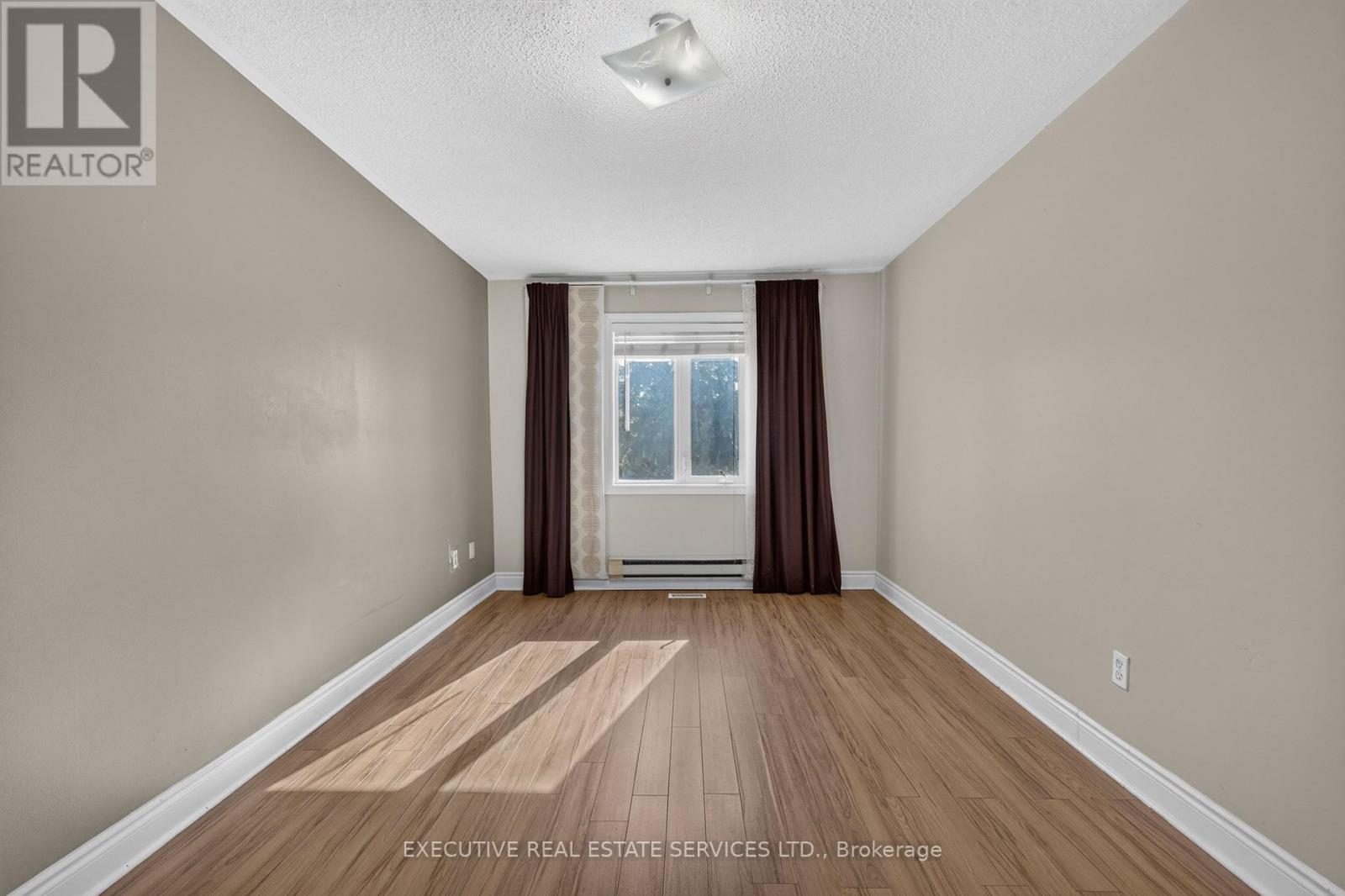 5489 Cosmic Crescent, Mississauga, Ontario  L4Z 3R8 - Photo 34 - W13698858
