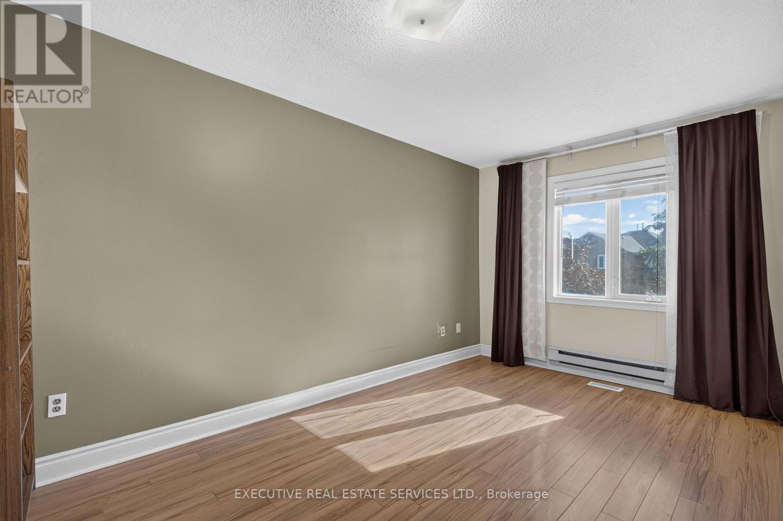 5489 Cosmic Crescent, Mississauga, Ontario  L4Z 3R8 - Photo 35 - W13698858