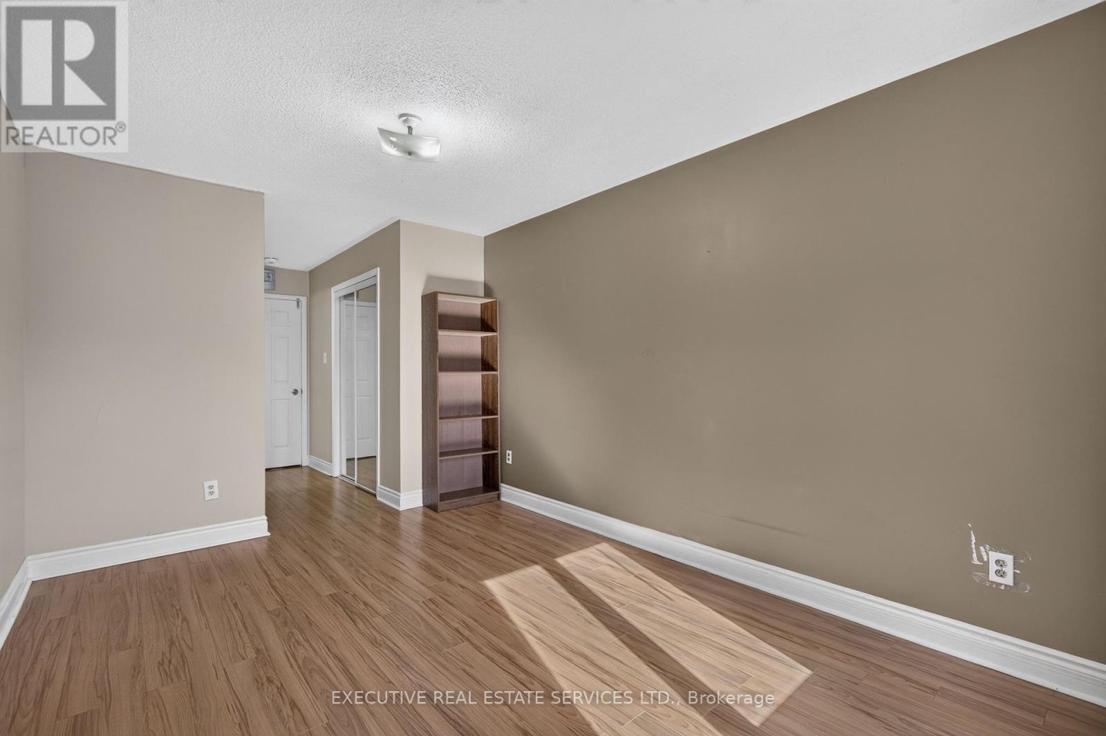 5489 Cosmic Crescent, Mississauga, Ontario  L4Z 3R8 - Photo 36 - W13698858