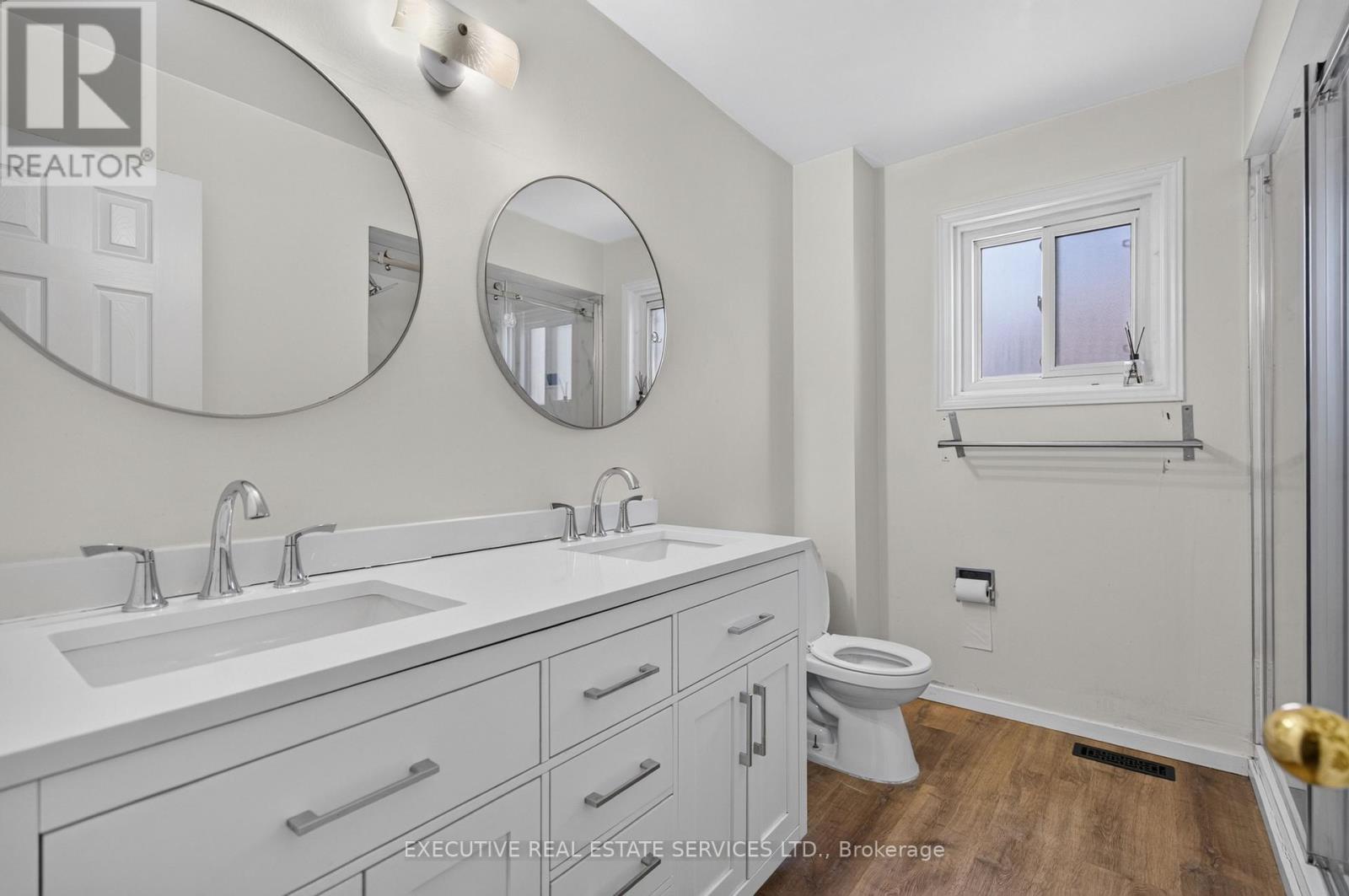5489 Cosmic Crescent, Mississauga, Ontario  L4Z 3R8 - Photo 44 - W13698858