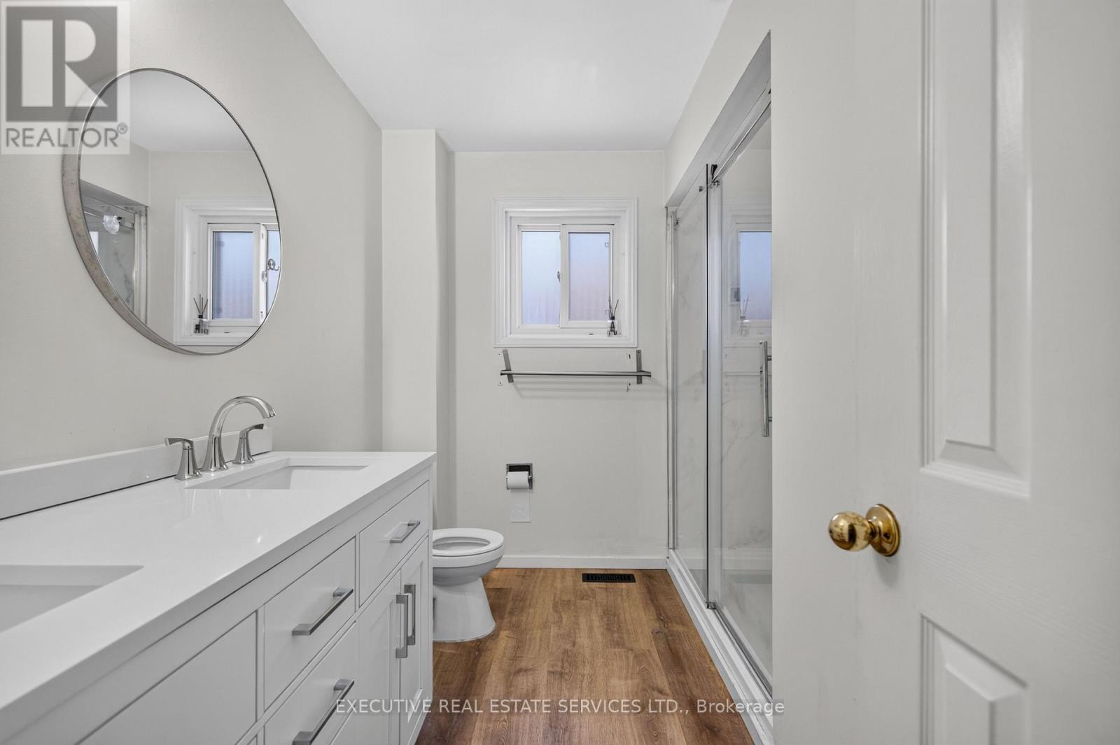 5489 Cosmic Crescent, Mississauga, Ontario  L4Z 3R8 - Photo 46 - W13698858