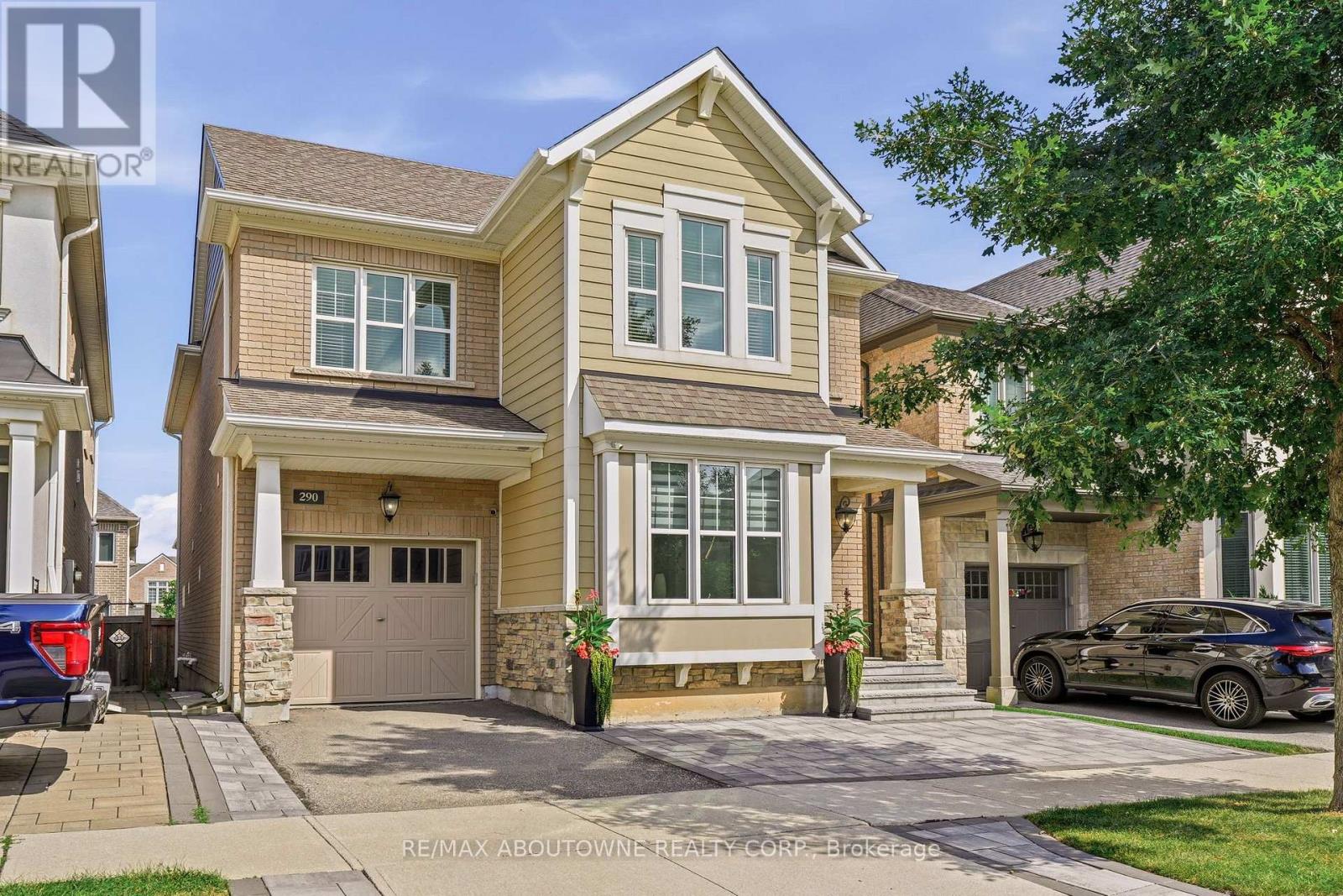 290 WISTERIA WAY, Oakville, Ontario