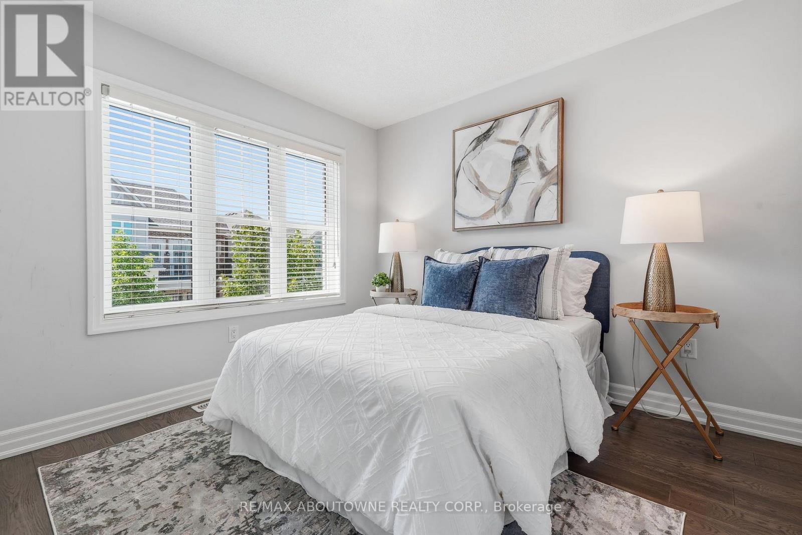 290 Wisteria Way, Oakville, Ontario  L6M 1L6 - Photo 38 - W13698862