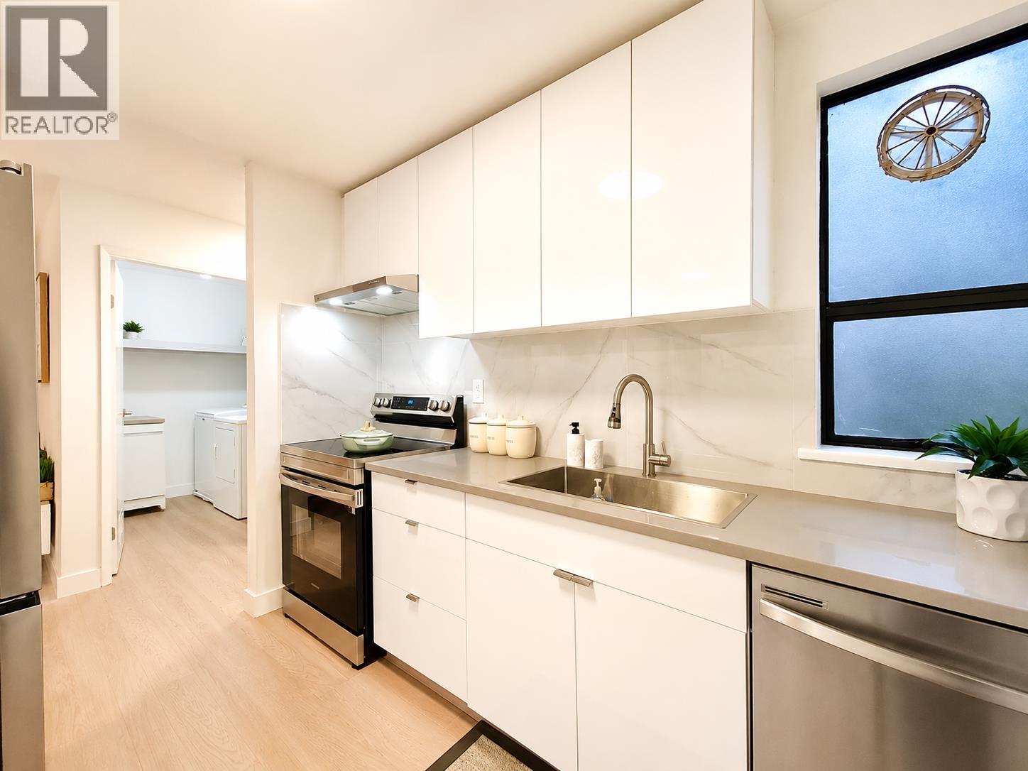 202 9128 Capella Drive, Burnaby, British Columbia  V3J 7K3 - Photo 8 - R3157714