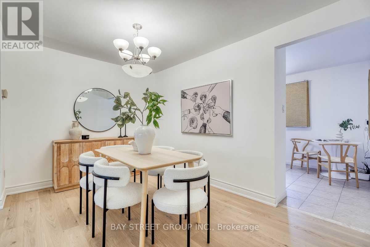 163 Song Meadoway, Toronto, Ontario  M2H 2V1 - Photo 11 - C13698828