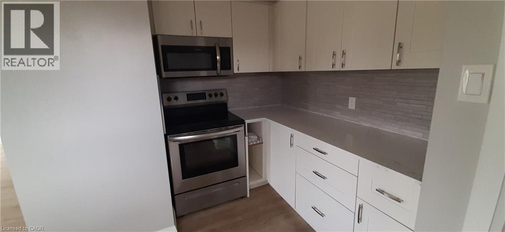 199 Jansen Avenue Unit# Upper, Kitchener, Ontario  N2A 2L8 - Photo 13 - 40856787