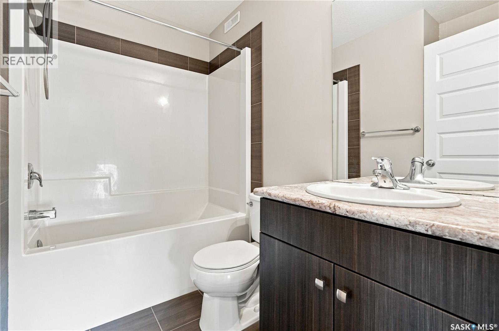 3303 Green Sandcherry Street, Regina, Saskatchewan  S4V 3M2 - Photo 26 - SK046265