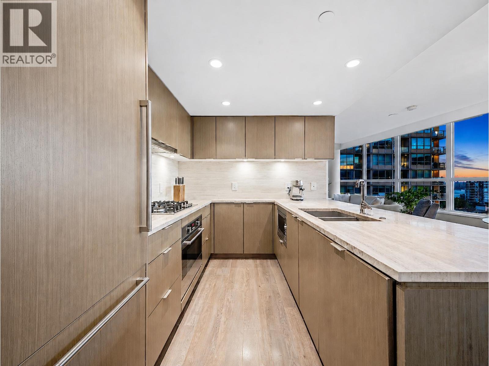 704 125 E 14th Street, North Vancouver, British Columbia V7L 0E6 - Photo 13 - R3156851