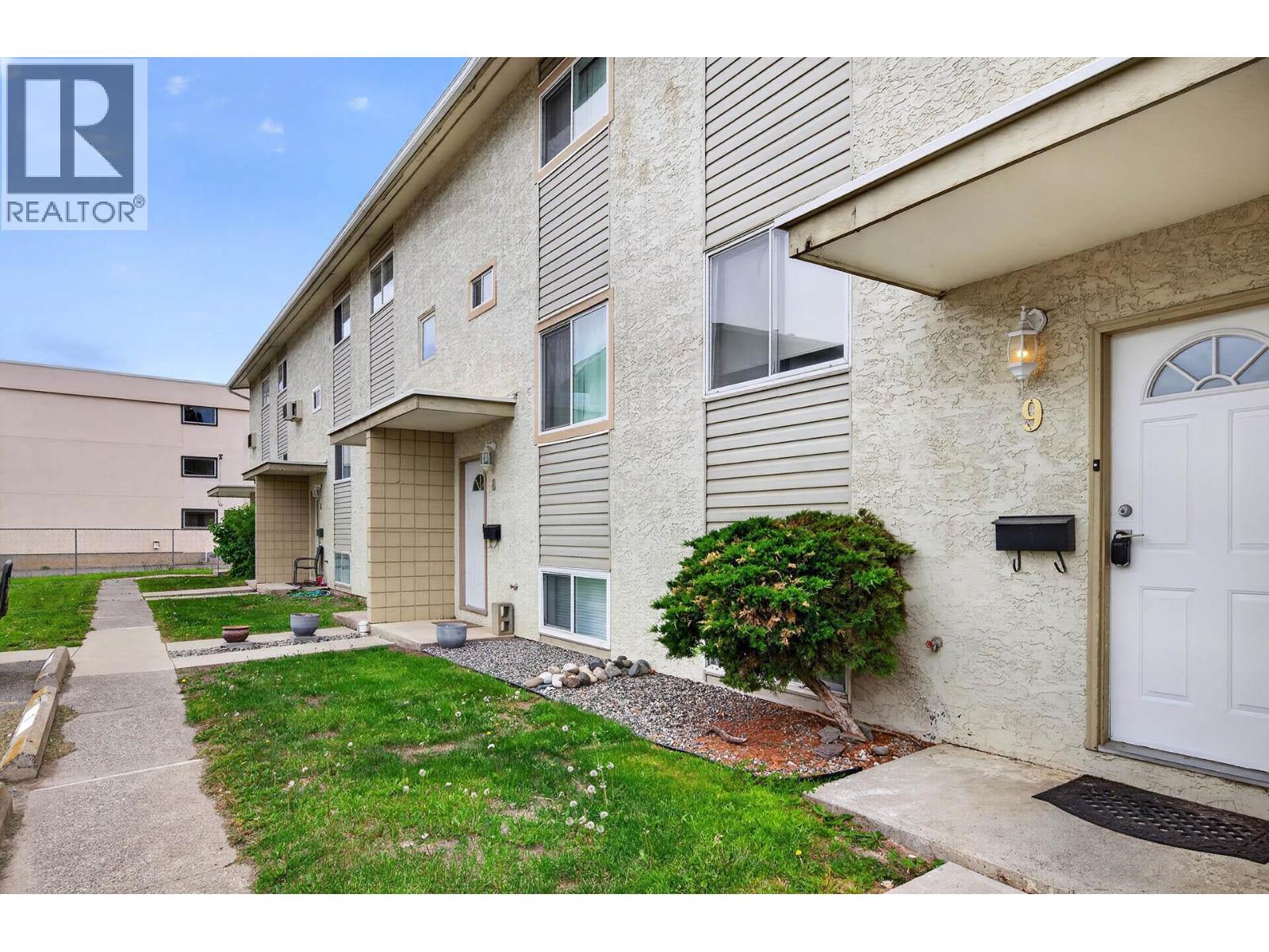 1946 Tranquille Road Unit# 9, Kamloops, British Columbia  V2B 3M5 - Photo 3 - 10388213