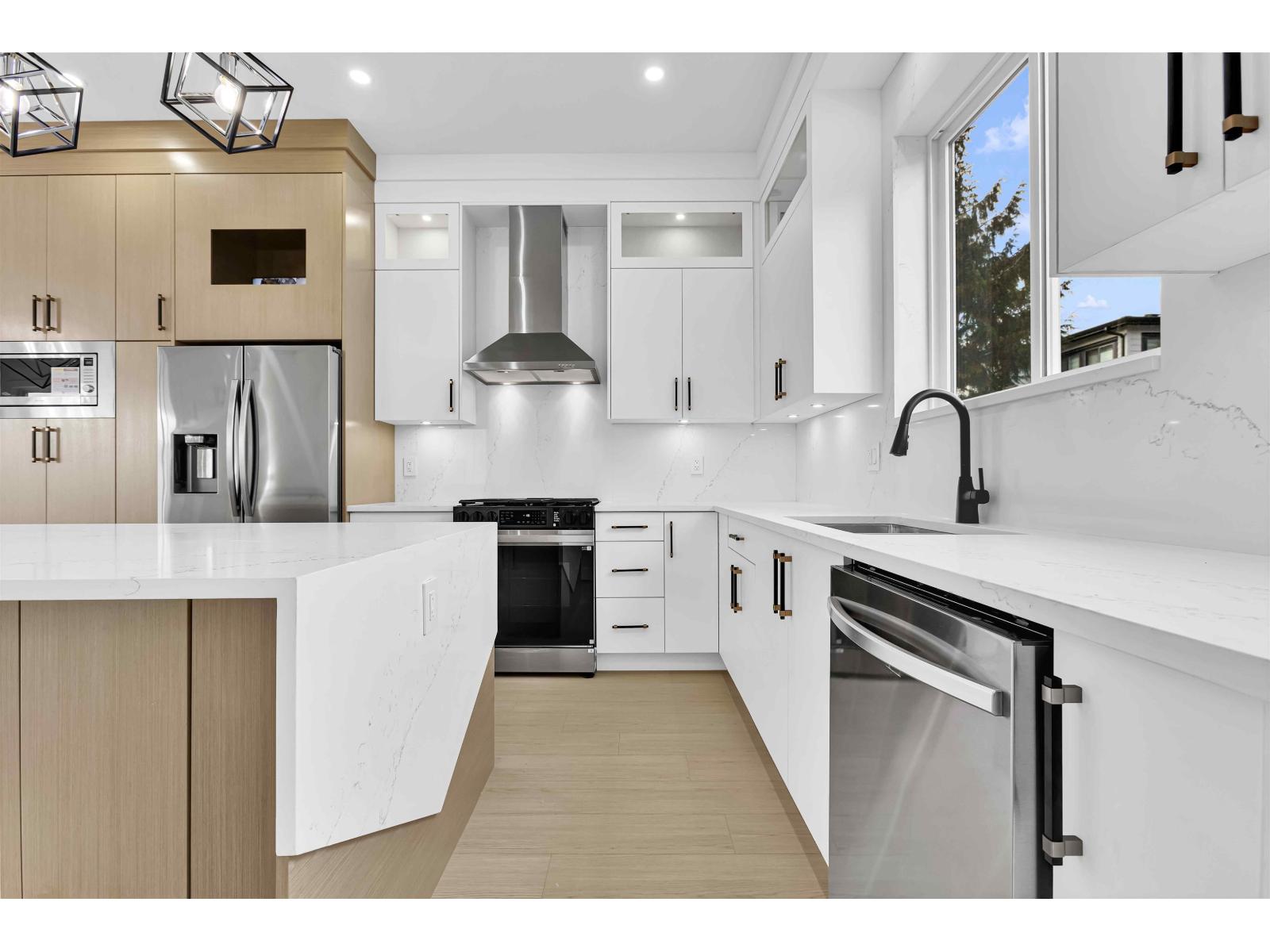102 16633 18a Avenue, Surrey, British Columbia V3Z 1A2 - Photo 6 - R3157627