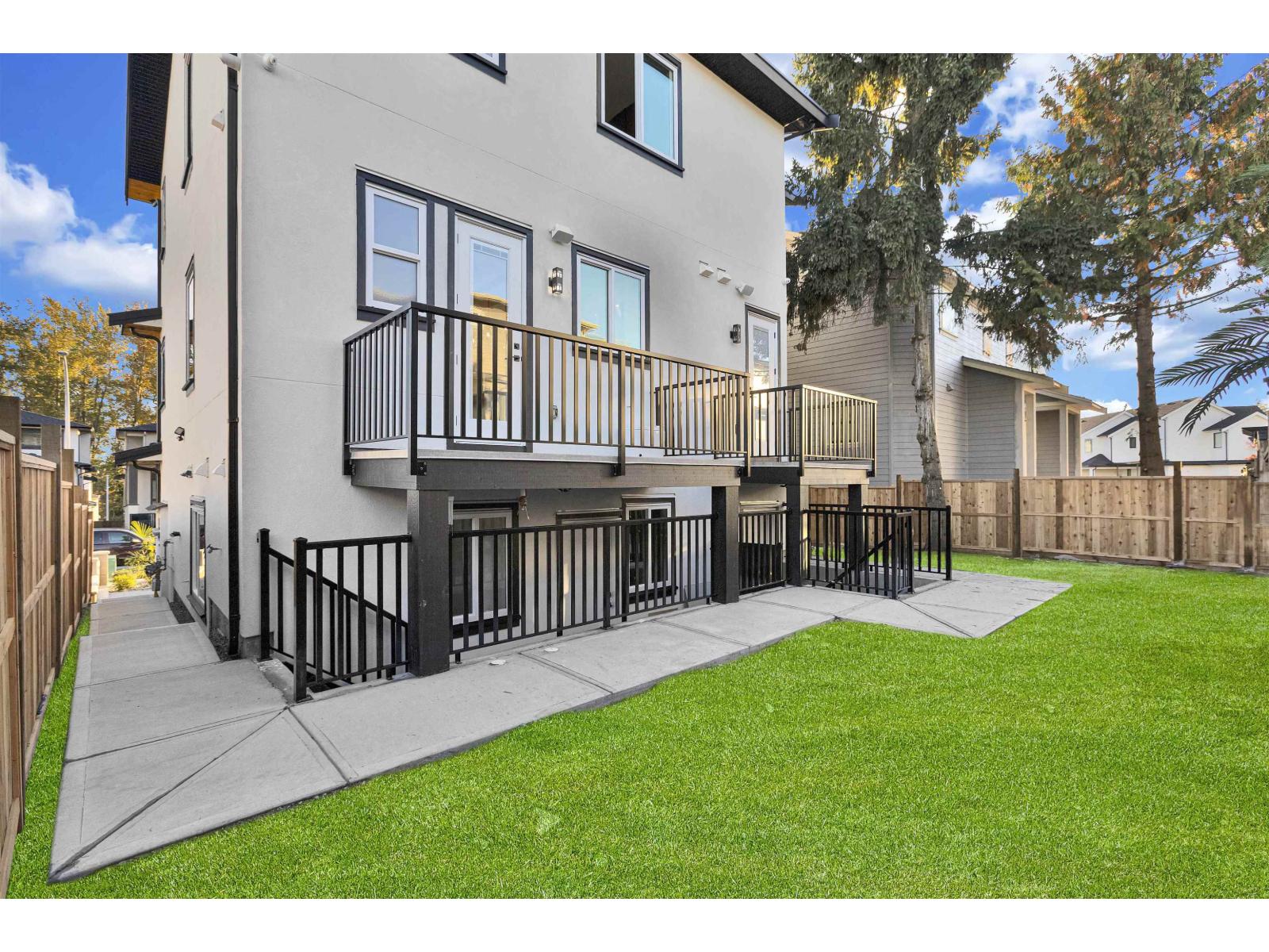 102 16633 18a Avenue, Surrey, British Columbia V3Z 1A2 - Photo 34 - R3157627