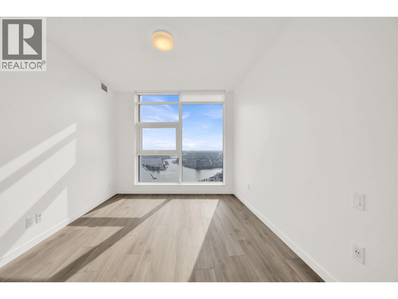 4701 680 Quayside Drive, New Westminster, British Columbia V3M 0P2 - Photo 15 - R3155860