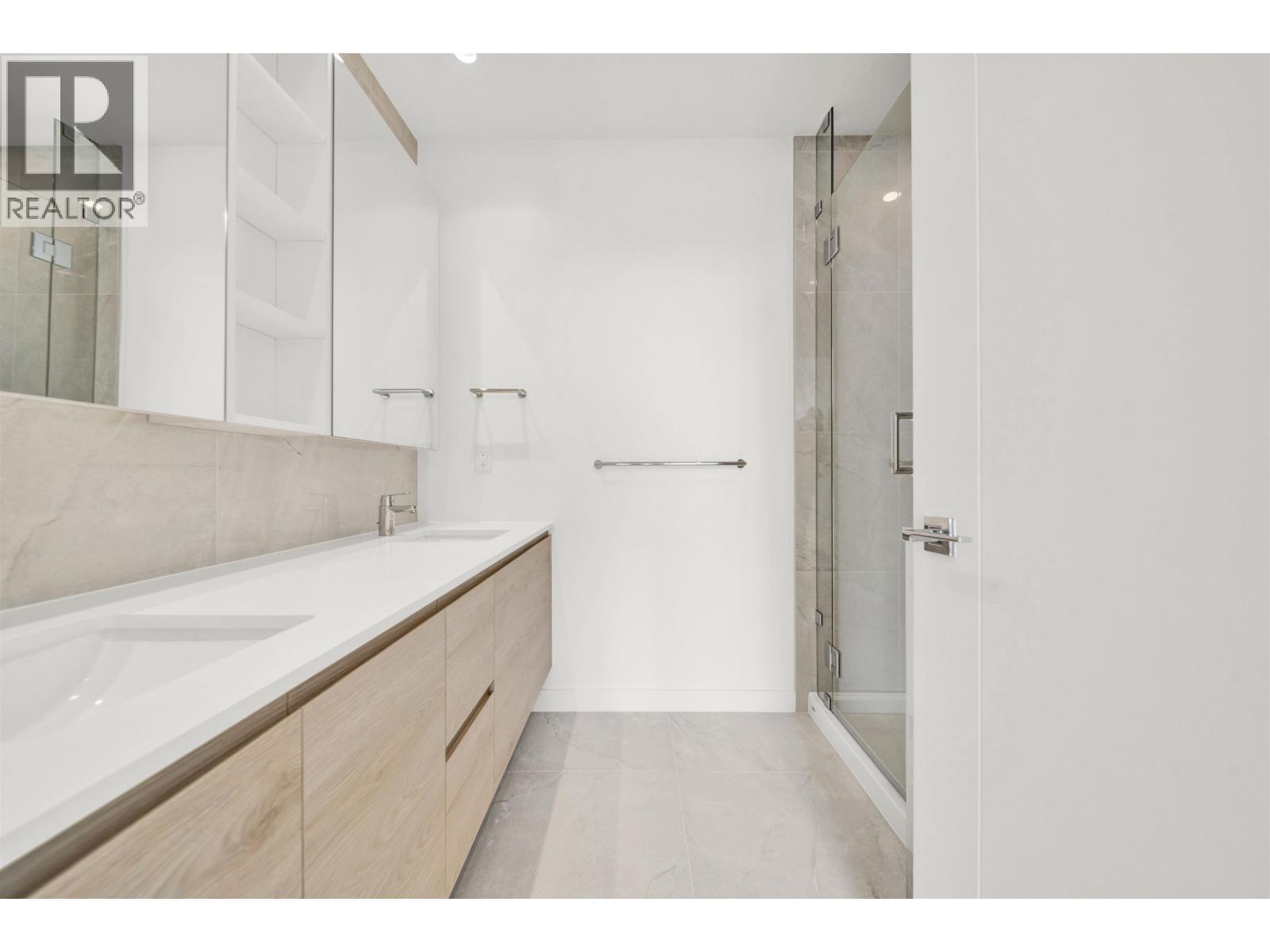 4701 680 Quayside Drive, New Westminster, British Columbia V3M 0P2 - Photo 18 - R3155860