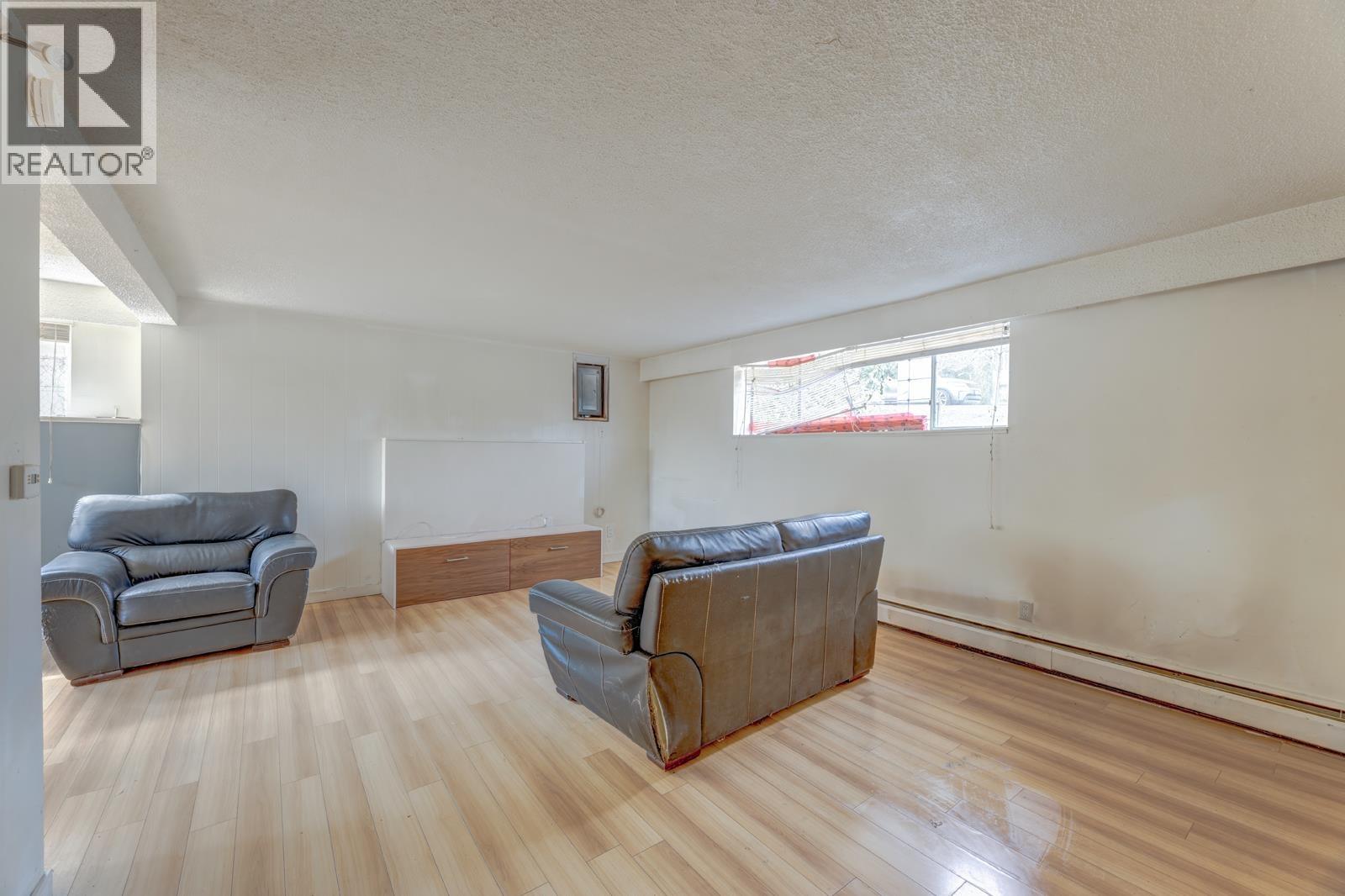 920 Harris Avenue, Coquitlam, British Columbia  V3K 1S1 - Photo 30 - R3157705
