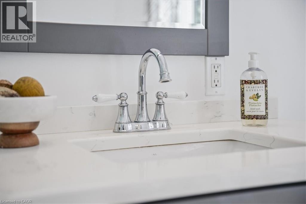 489 Rebecca Street, Oakville, Ontario  L6K 1K8 - Photo 32 - 40843543
