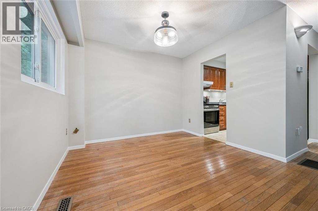1558 Lancaster Drive Unit# 69, Oakville, Ontario  L6H 2Z4 - Photo 12 - 40853824