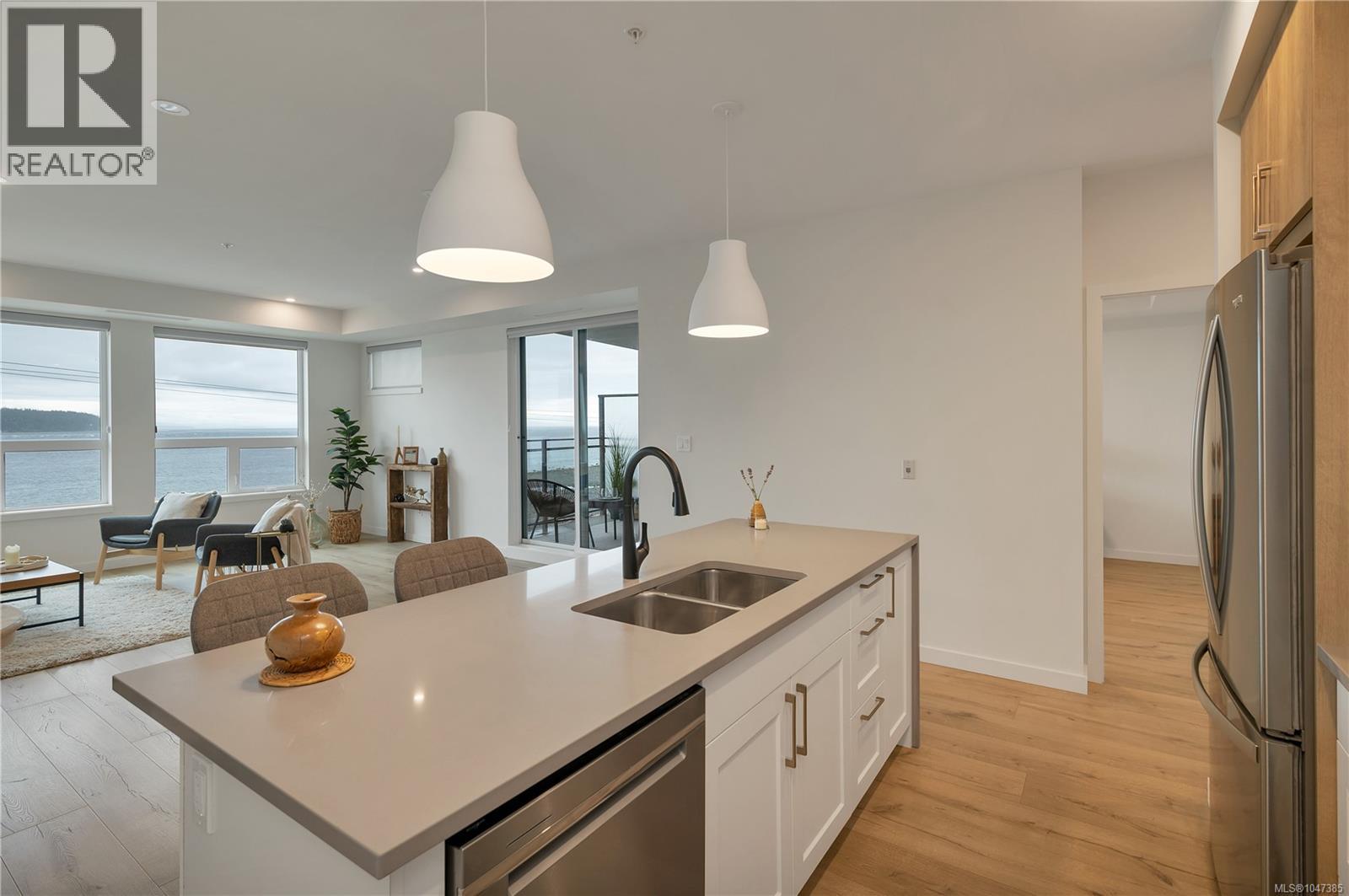 404 536 Island Hwy S, Campbell River, British Columbia  V9W 1A5 - Photo 7 - 1047385