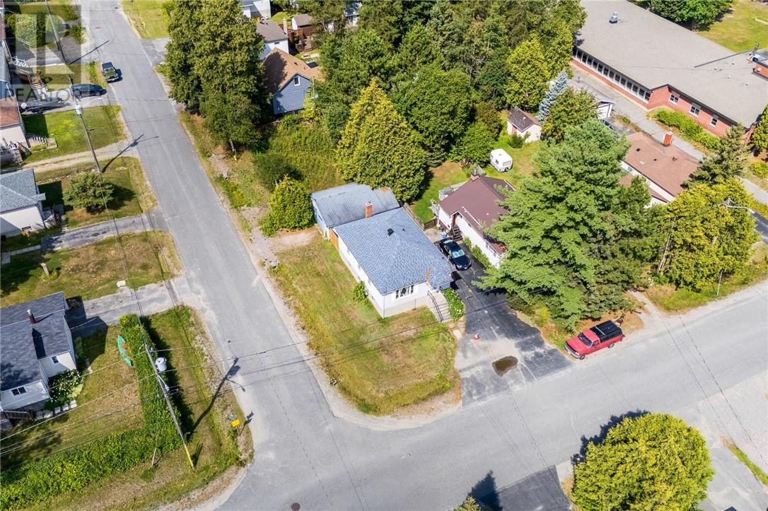 151 First Avenue, Greater Sudbury, Ontario  P3B 3L3 - Photo 13 - 2129835