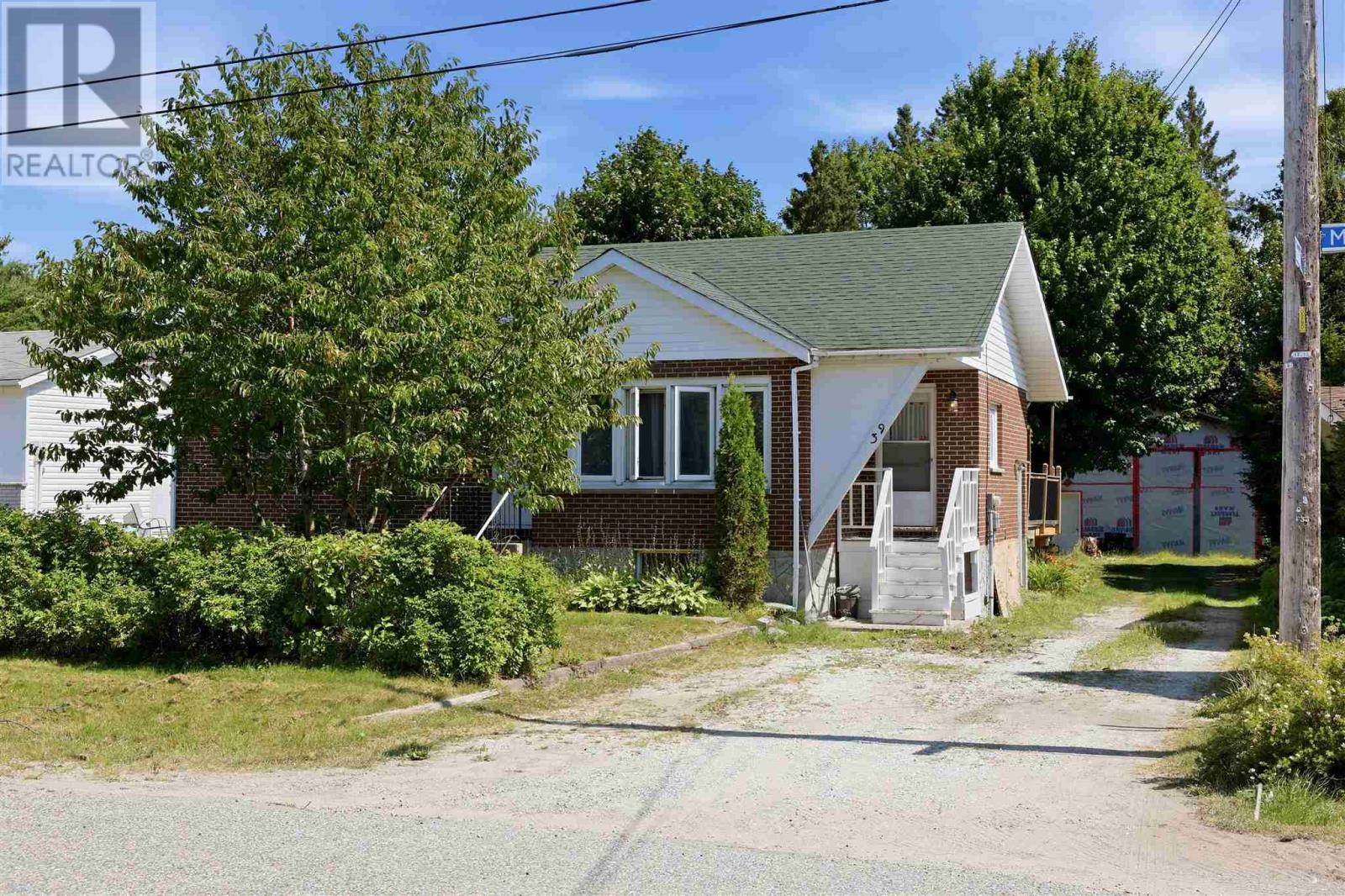 39 Market ST, Sault Ste. Marie, Ontario