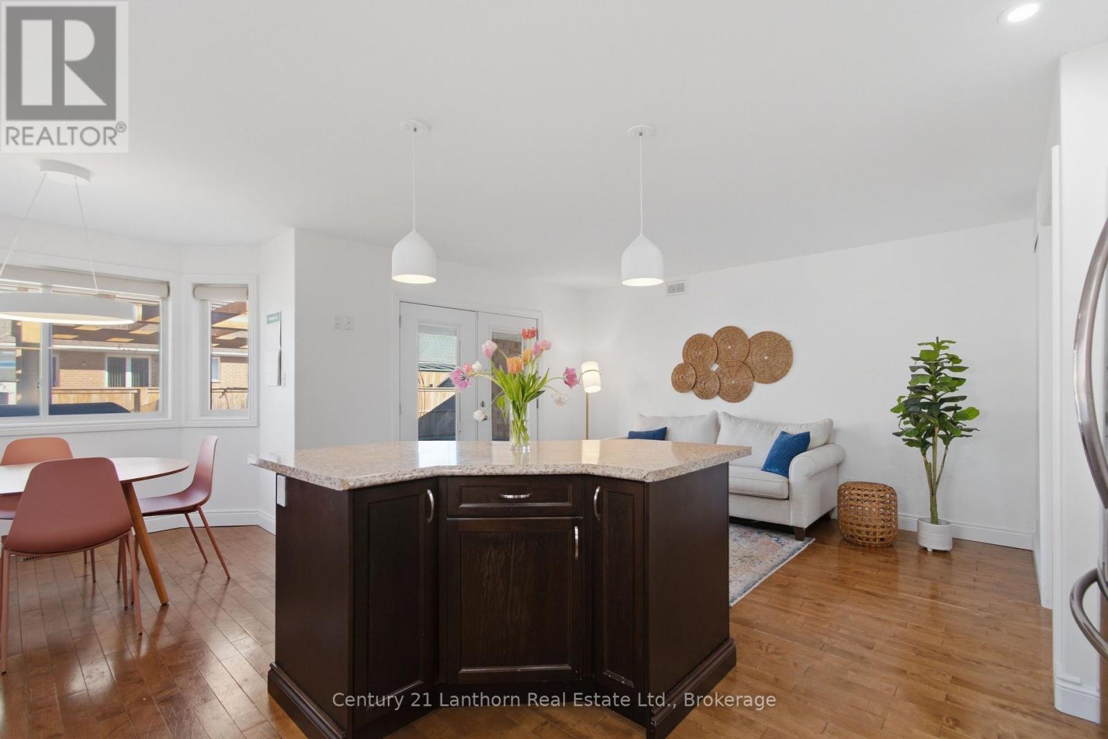 28 Hickory Grove, Belleville, Ontario  K8N 5Y1 - Photo 13 - X13698944