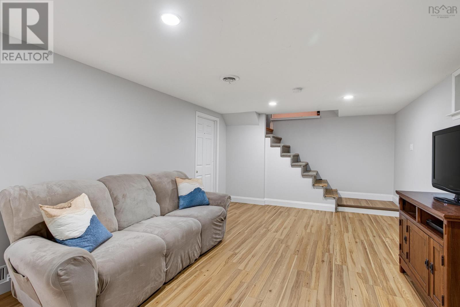 62 Douglas Crescent, Halifax, Nova Scotia  B3M 3E3 - Photo 35 - 202621125