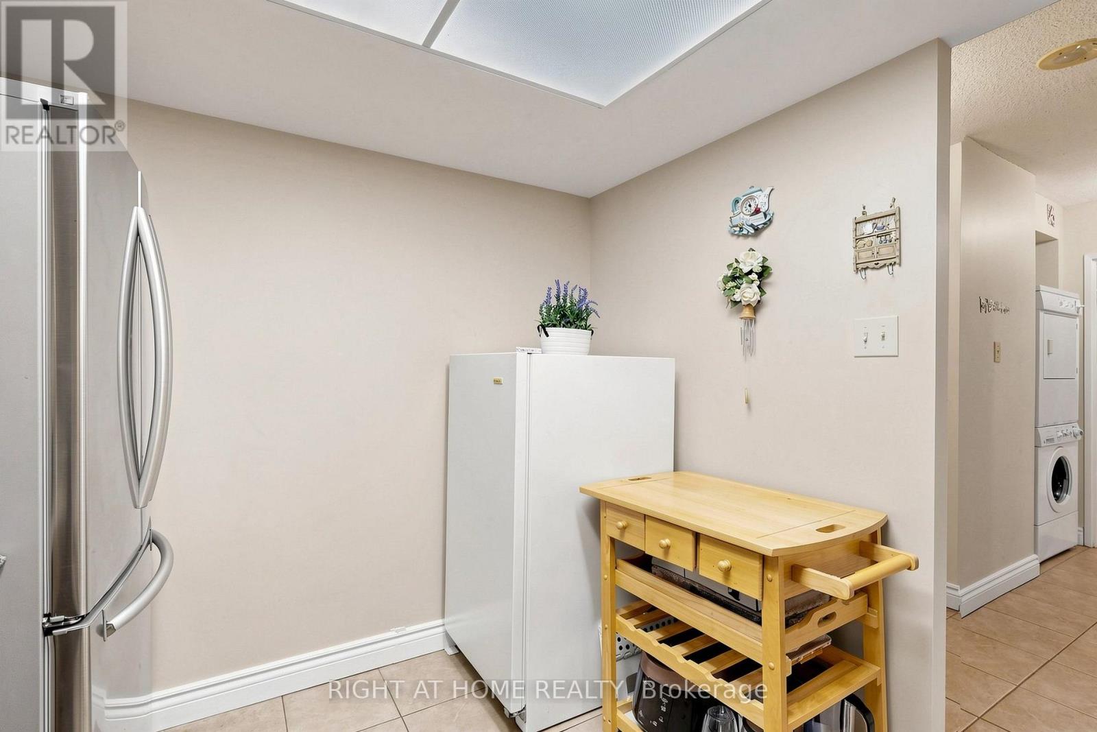 Ph9 - 300 Webb Drive, Mississauga, Ontario L5B 3W3 - Photo 11 - W13572740