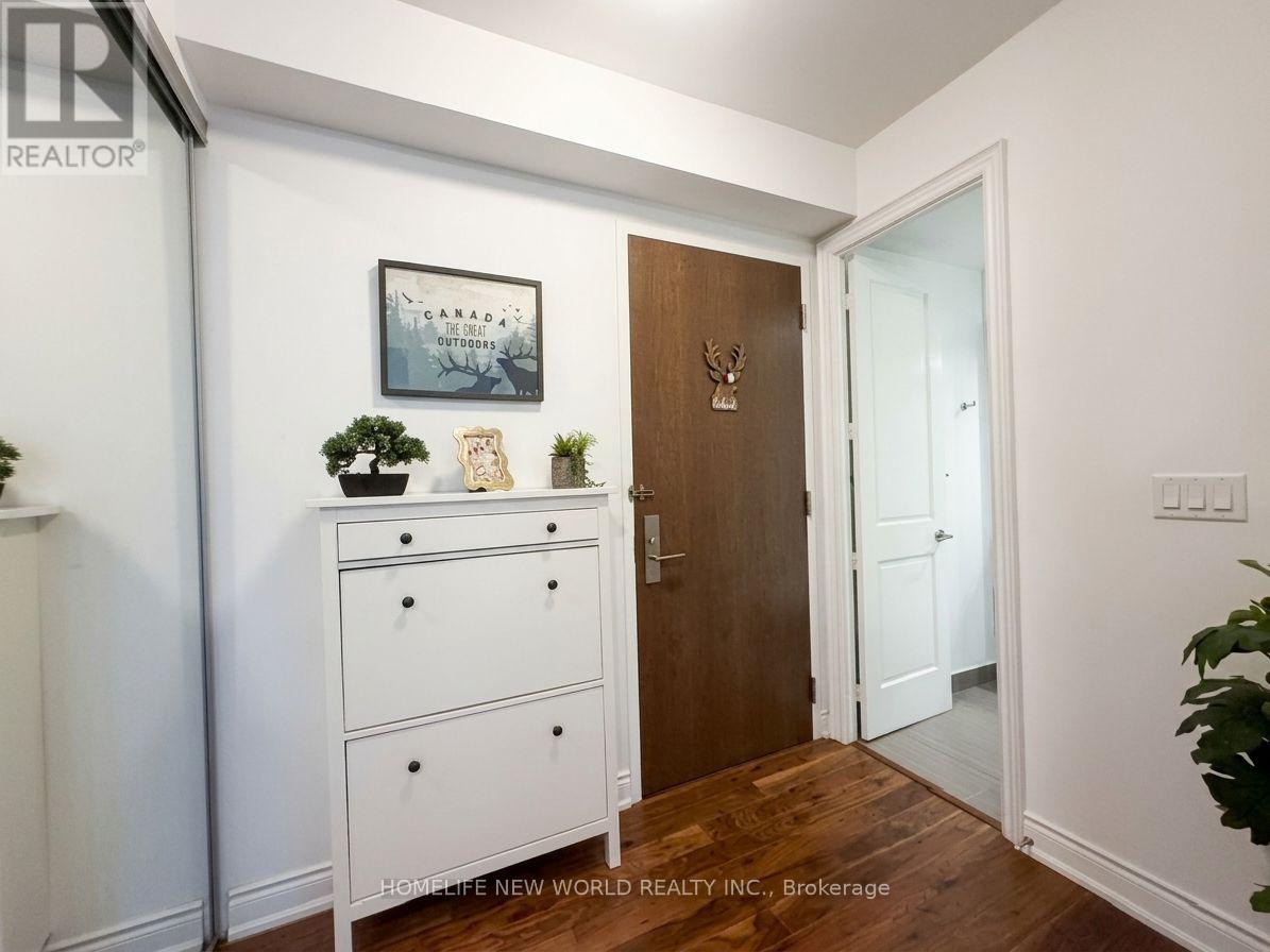 6101 - 388 Yonge Street, Toronto, Ontario  M5B 0A4 - Photo 5 - C13698466