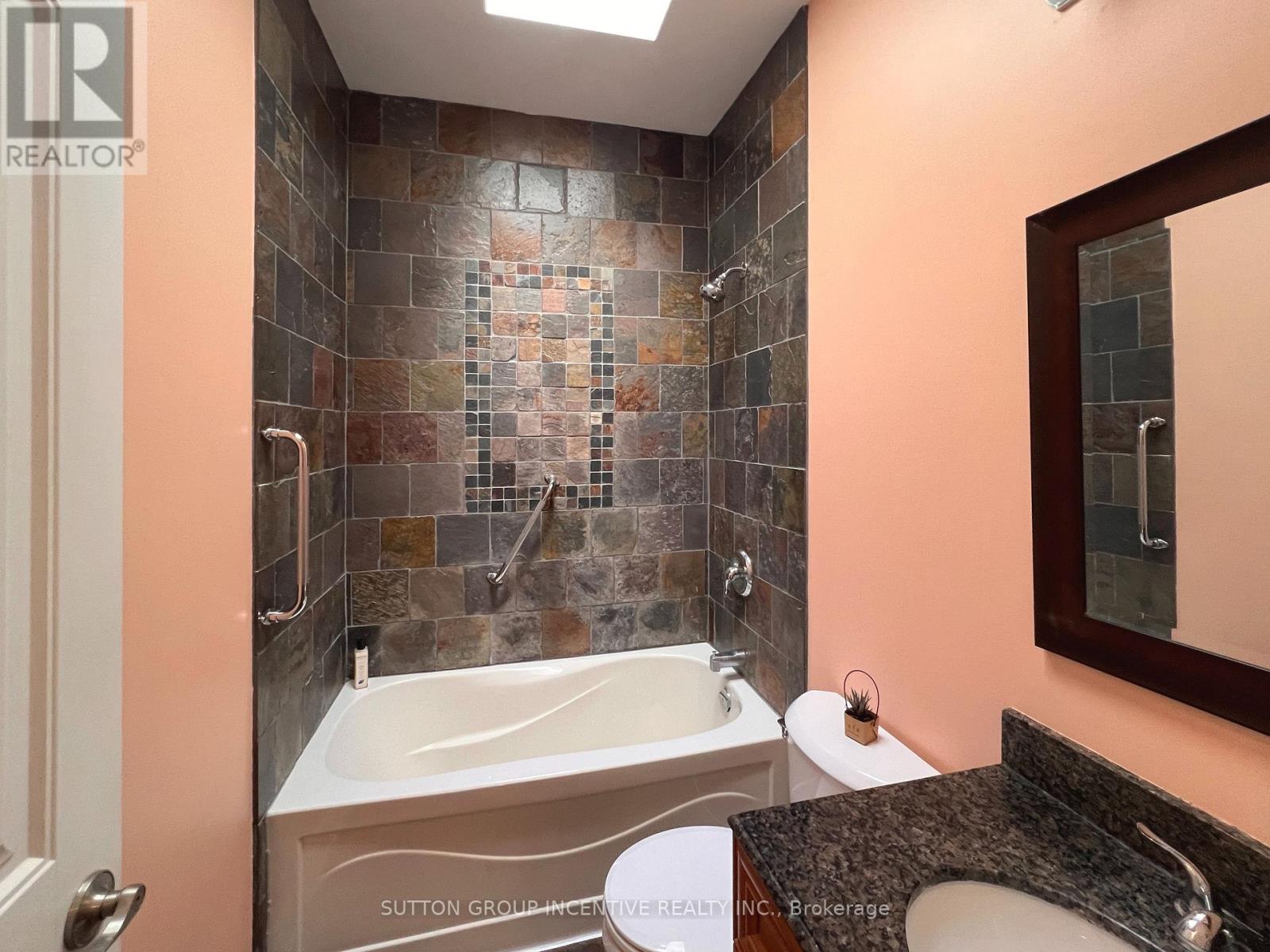 32 Albion Lane, Tiny, Ontario  L9M 0J2 - Photo 10 - S13694504
