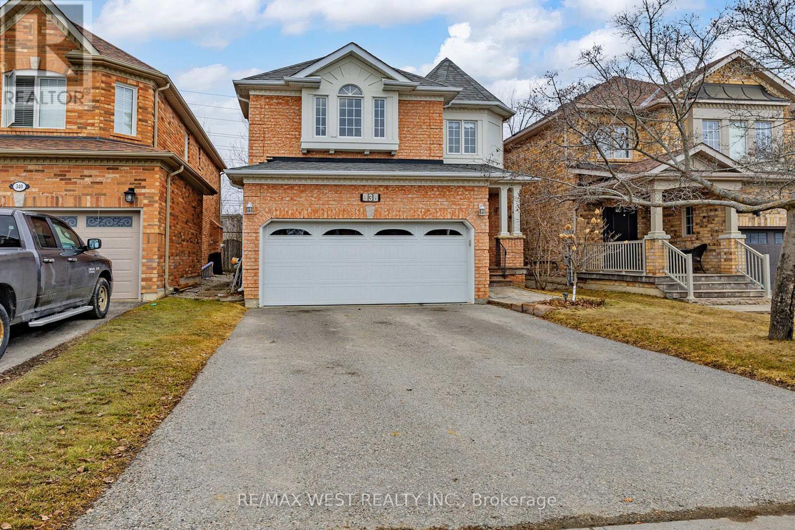 338 Mcbride Crescent, Newmarket, Ontario  L3X 2W3 - Photo 3 - N13596736
