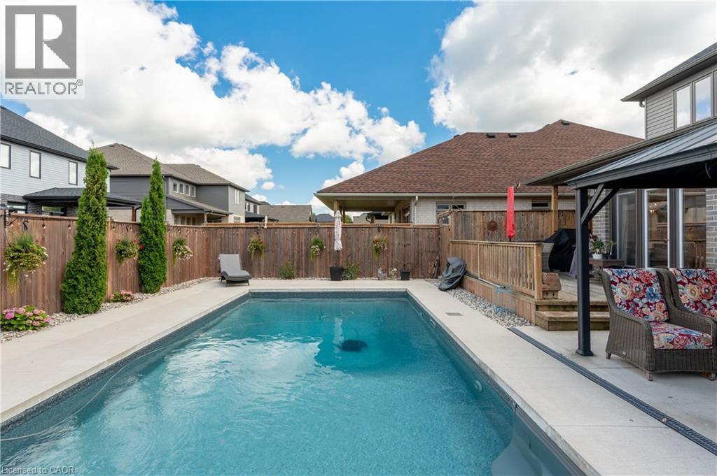 1061 Eagletrace Drive Unit# 174, London, Ontario  N6G 0T3 - Photo 36 - 40856830