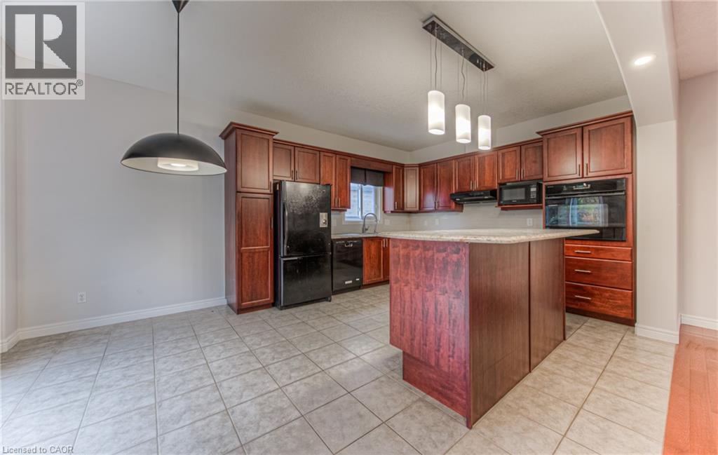 722 Salzburg Drive, Waterloo, Ontario  N2V 2N7 - Photo 12 - 40856168