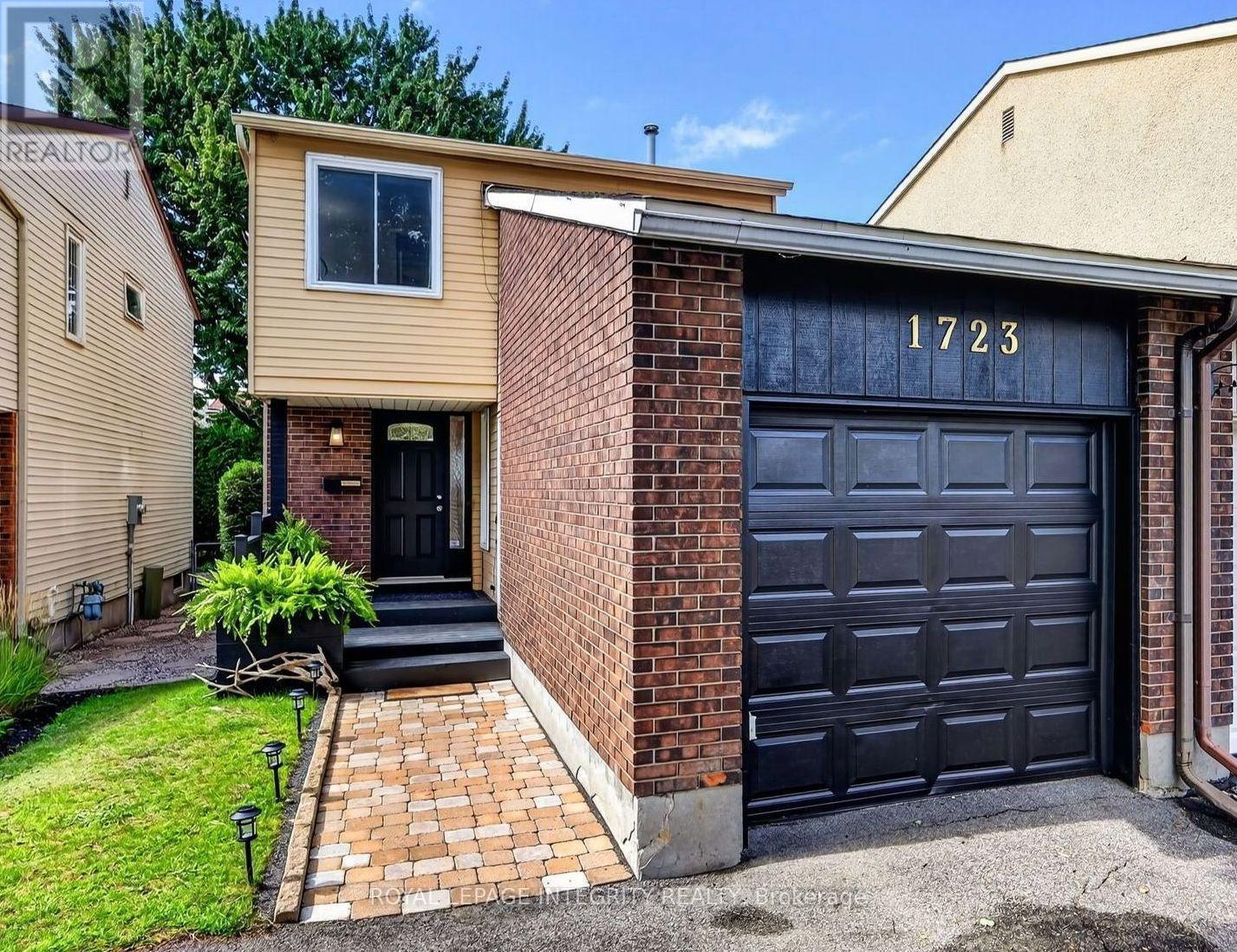 1723 Lafrance Drive, Ottawa, Ontario K1E 2H1 - Photo 2 - X13698964