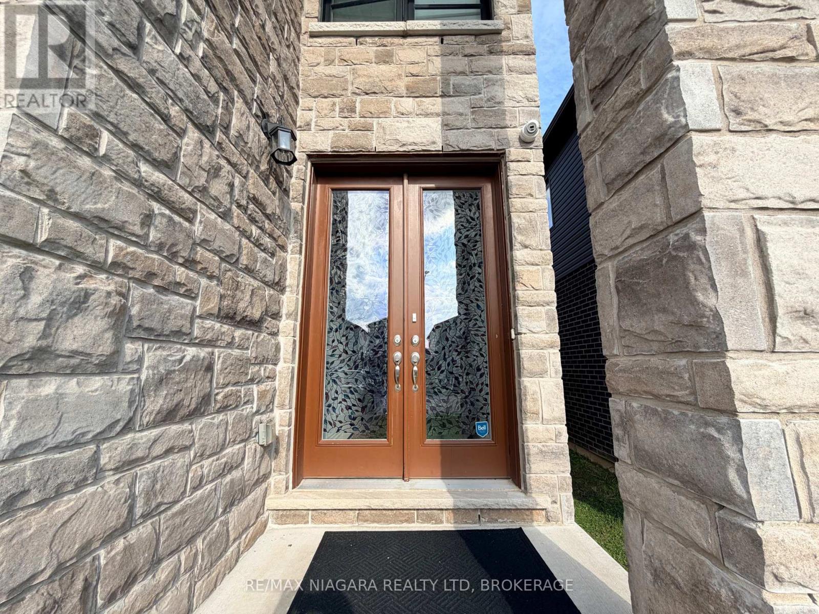 Main - 237 Louise Street, Welland, Ontario  L3B 0H8 - Photo 2 - X13698920