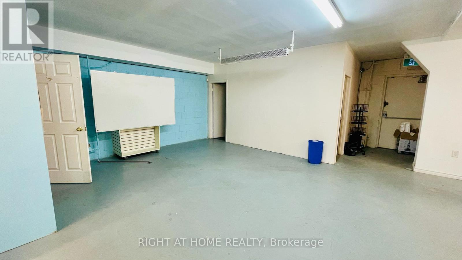 33 The Links Road, Toronto, Ontario  M2P 1T7 - Photo 35 - C13698906
