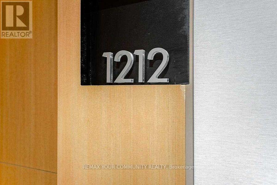 1212 - 11 Wellesley Street W, Toronto, Ontario  M4Y 0G4 - Photo 5 - C13698912