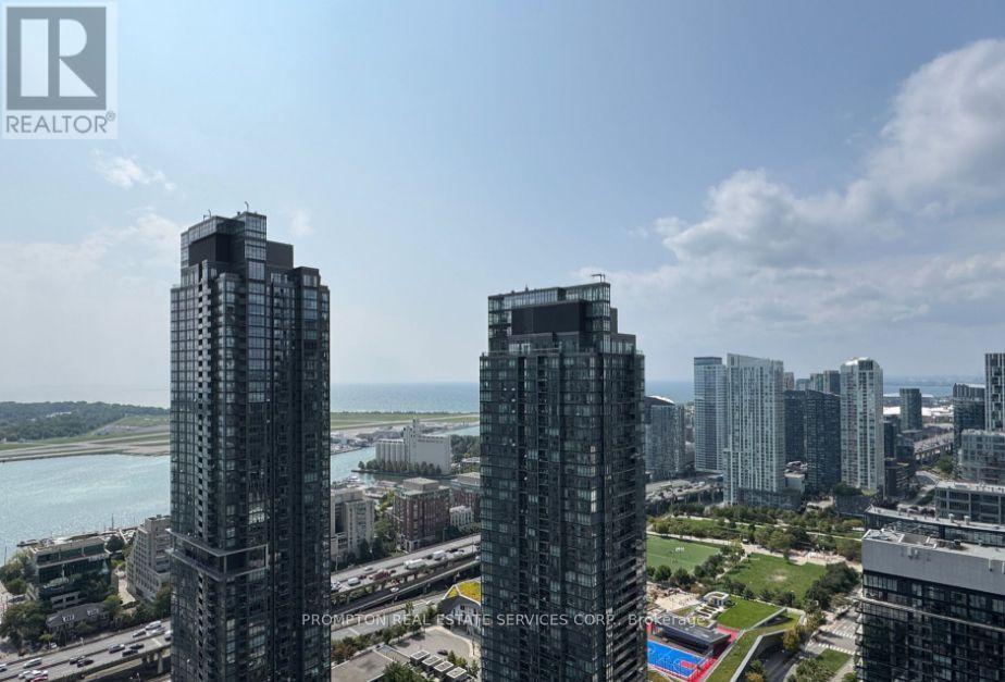3915 - 3 Concord Cityplace Way, Toronto, Ontario  M5V 0X4 - Photo 11 - C13698972