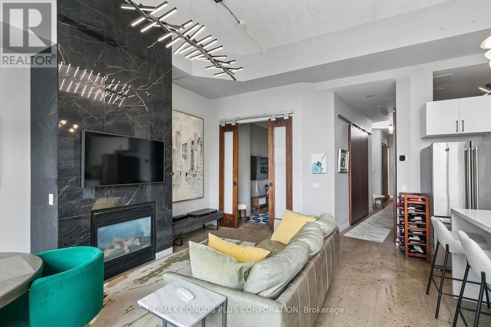 647 - 155 Dalhousie Street, Toronto, Ontario  M5B 2P7 - Photo 3 - C13698978